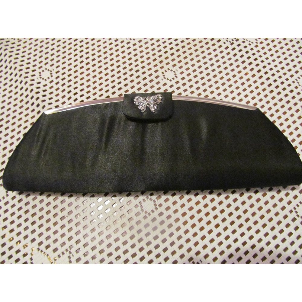 Retro Vintage TOVA BEVERLY HILLS Black Satin Evening Clutch/Purse/Hand Bag